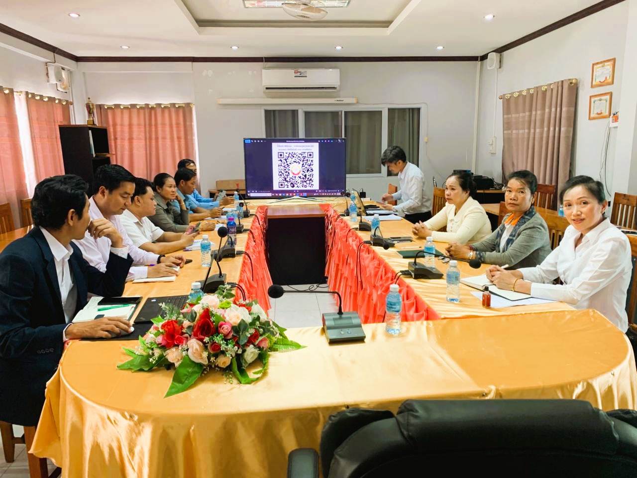 ພະແນກ ຕສ ແຂວງຈັດກອງປະຊຸມປຶກສາຫາລື ກ່ຽວກັບການສະຫຼຸບລາຍງານວຽກງານສະຖິຕິຂອງສາຂາບໍລິສັດໄປສະນີ ແລະ ໂທລະຄົມມະນາຄົມພາຍໃນແຂວງ